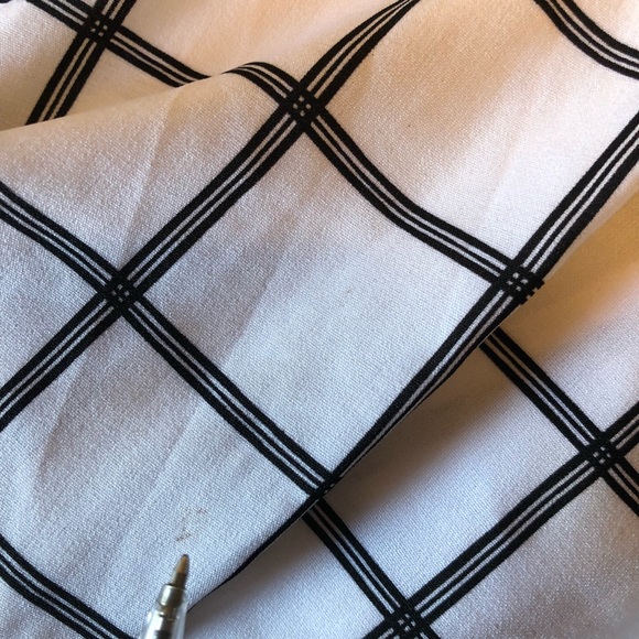 Rebecca Malone Black And White Button Top Sz Small - Picture 7 of 7